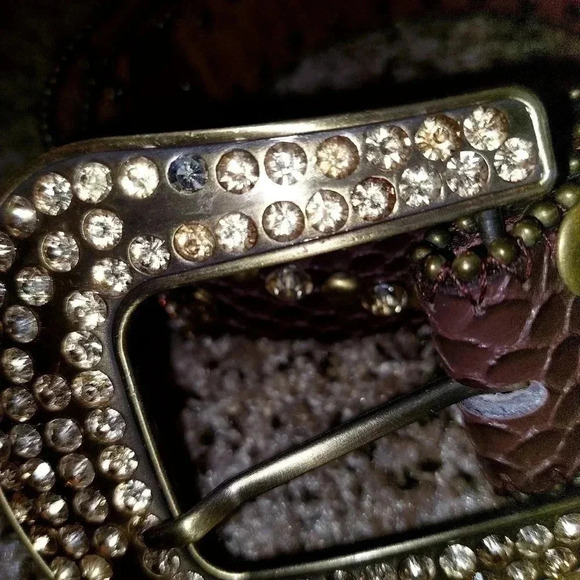 Brown Genuine leather rhinestone, studded and crosses Rodeo bling belt. SIZE M - Picture 3 of 13
